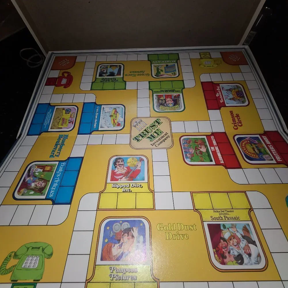 Vintage Trust Me Board Game